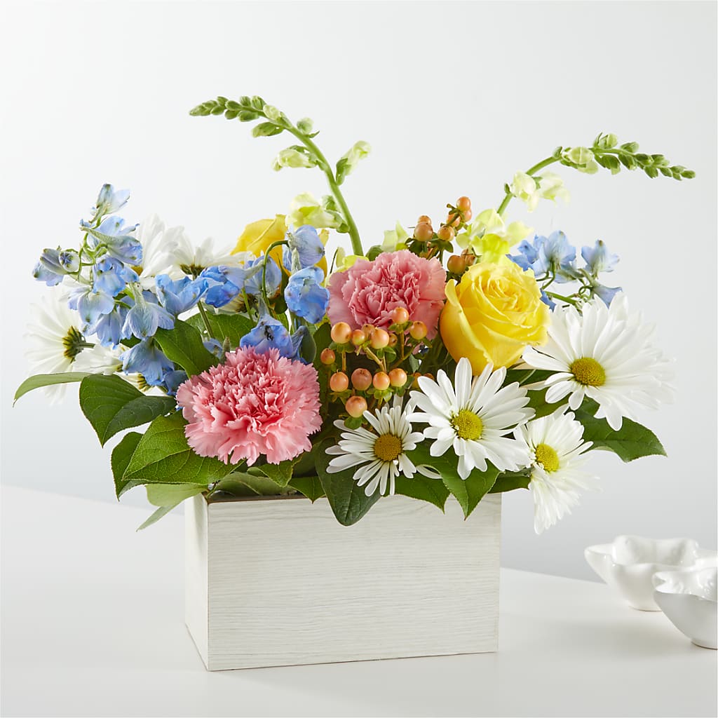 Sun Salutation Box Bouquet – MELINDA MCCOY'S FLOWERS, Long Beach CA