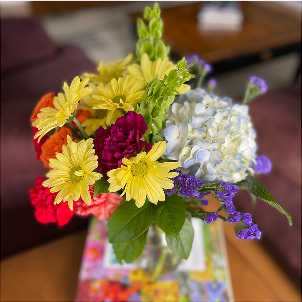 Summer Spectra - A Florist Original – MELINDA MCCOY'S FLOWERS, Long Beach CA