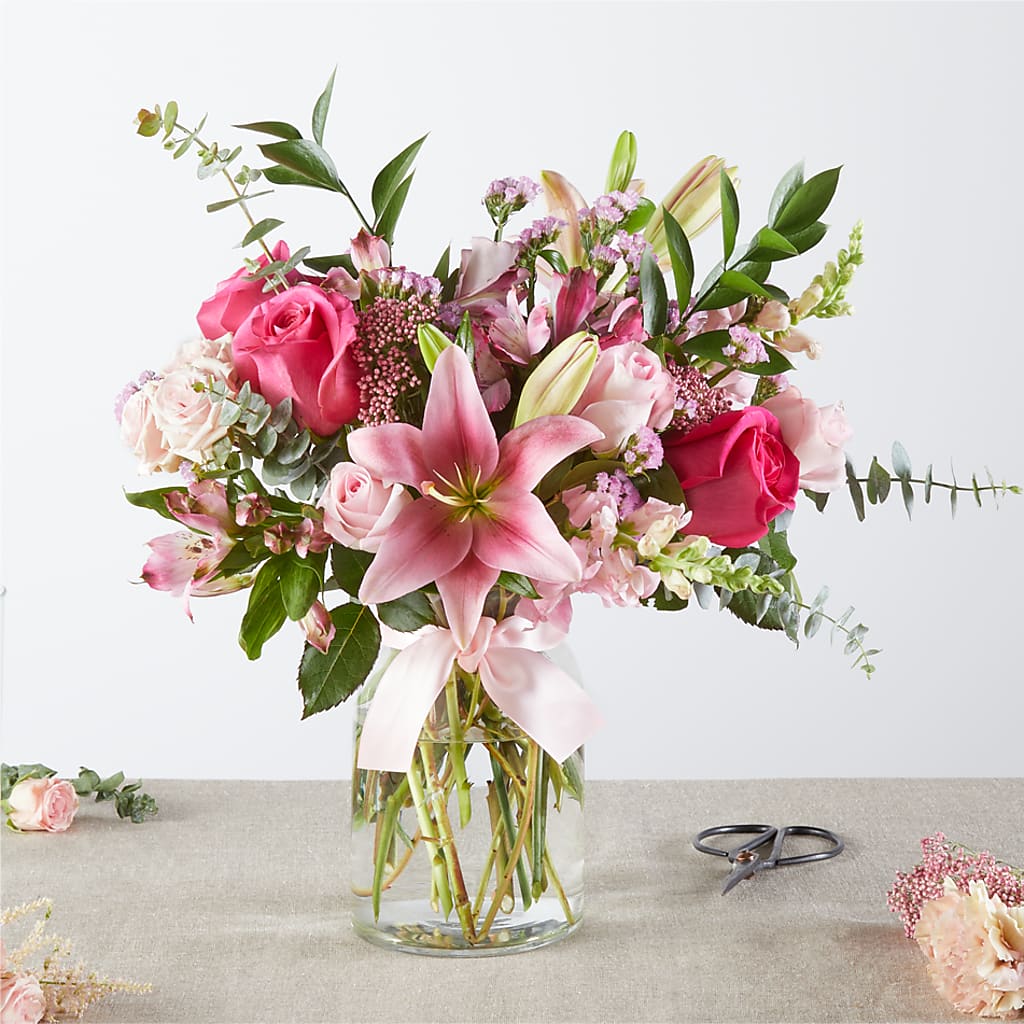 Pink Ribbon - A Florist Original – MELINDA MCCOY'S FLOWERS, Long Beach CA