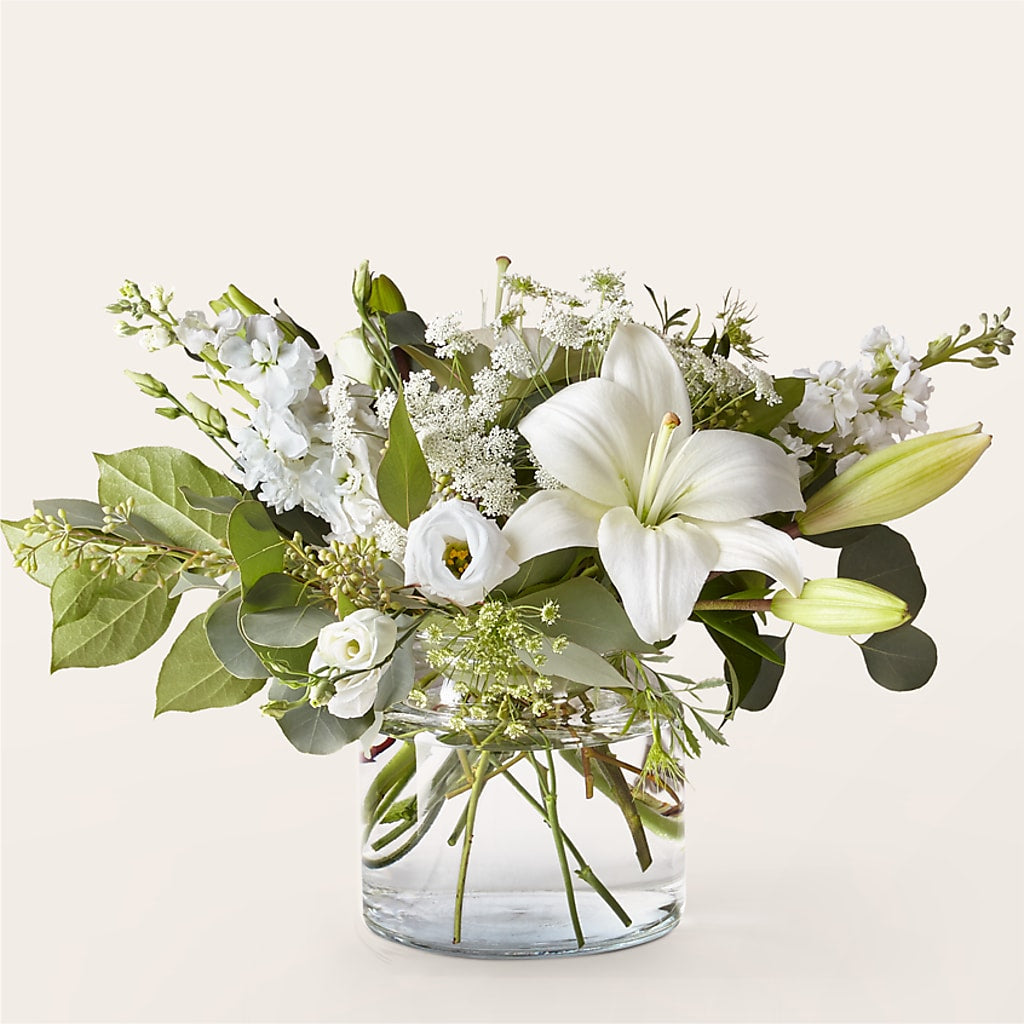 Alluring Elegance Bouquet – MELINDA MCCOY'S FLOWERS, Long Beach CA