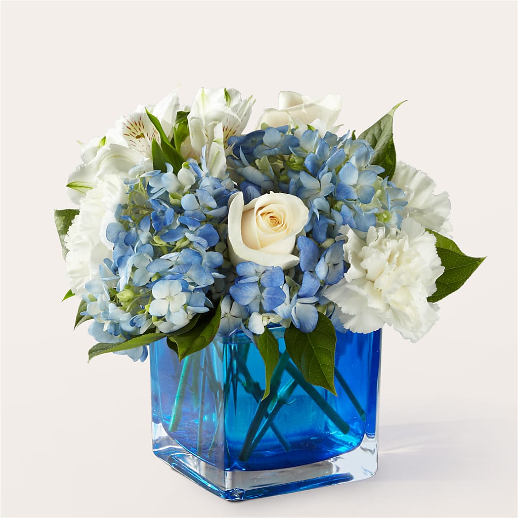 Soothing Waters Bouquet – MELINDA MCCOY'S FLOWERS, Long Beach CA