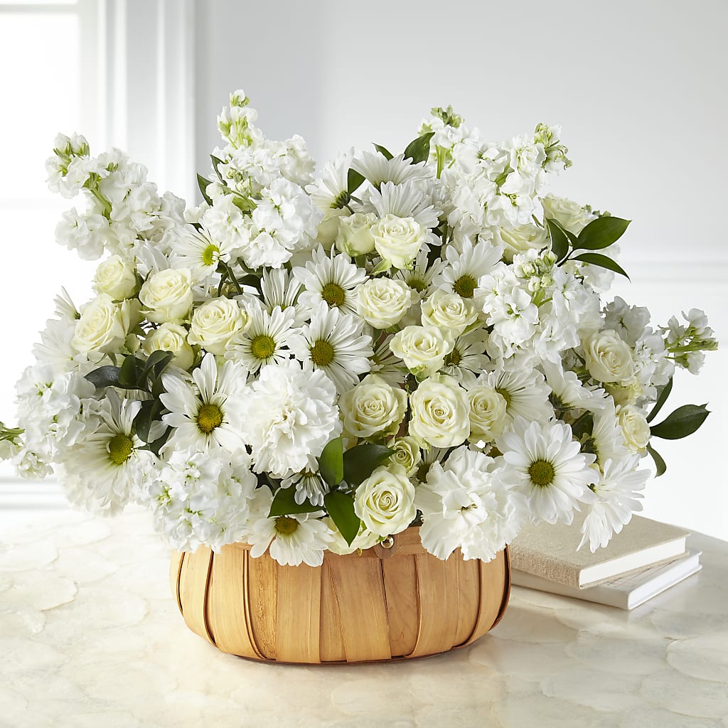 Graceful Garden Basket – MELINDA MCCOY'S FLOWERS, Long Beach CA