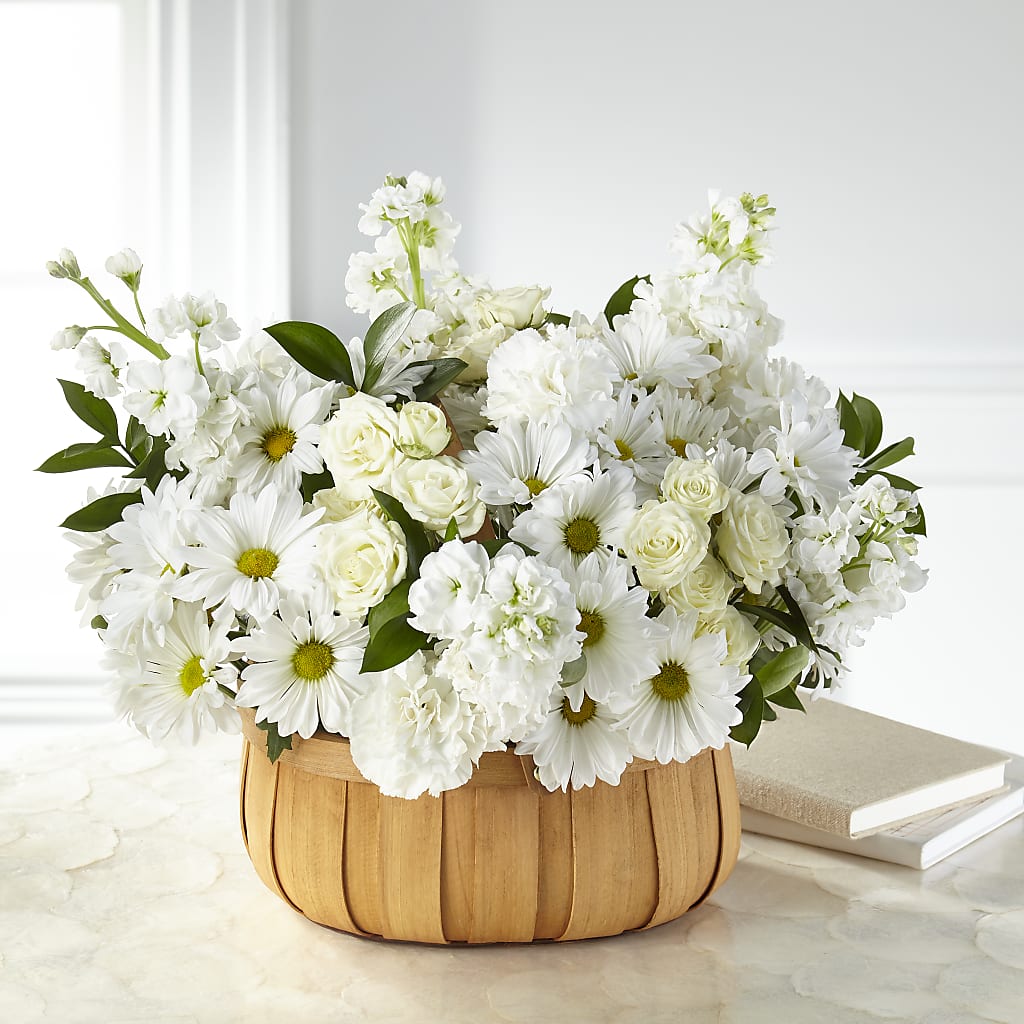 Graceful Garden Basket – MELINDA MCCOY'S FLOWERS, Long Beach CA
