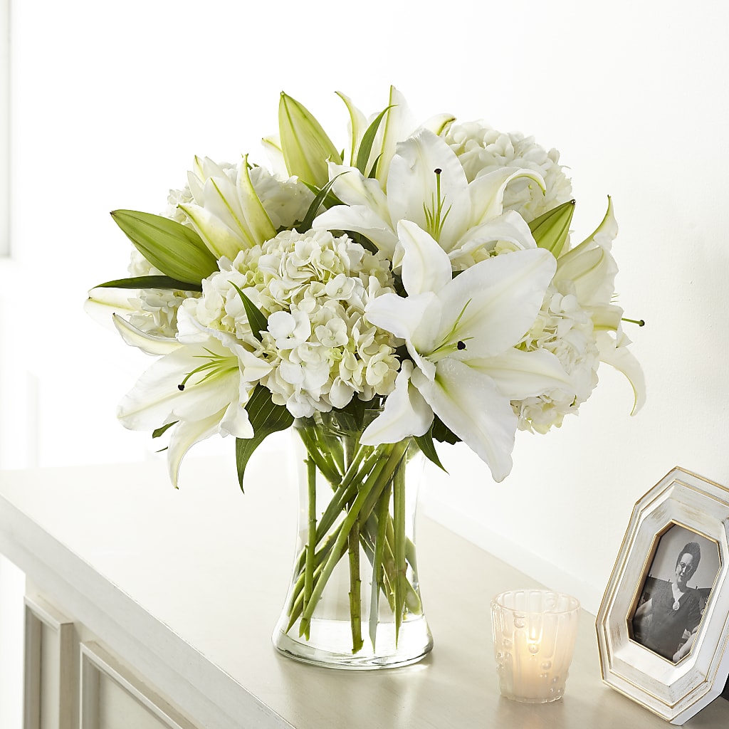 Compassionate Lily Bouquet – MELINDA MCCOY'S FLOWERS, Long Beach CA