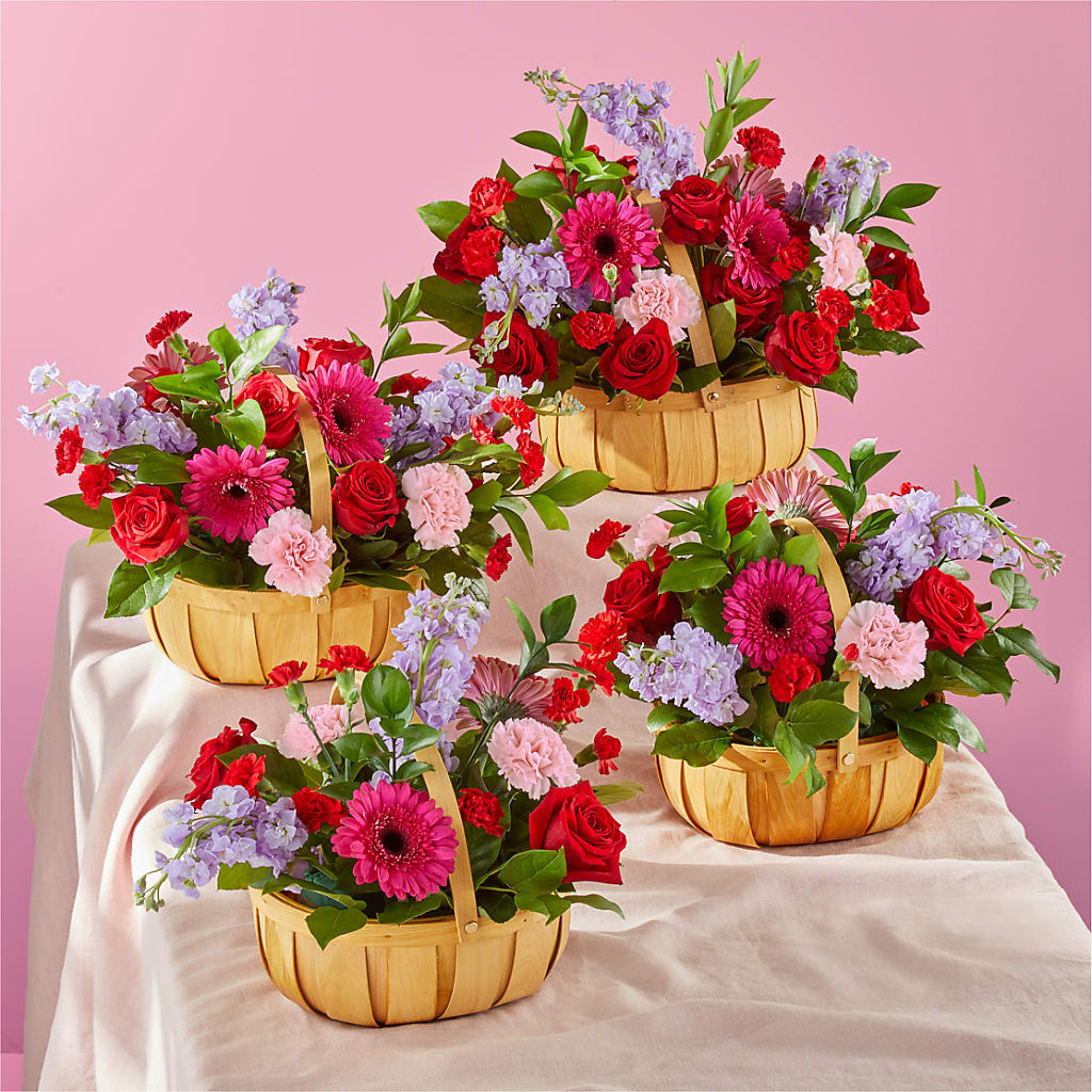 Pink Picnic Basket – MELINDA MCCOY'S FLOWERS, Long Beach CA