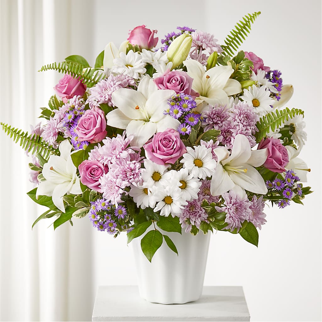 Warmest Thoughts Tabletop Basket – MELINDA MCCOY'S FLOWERS, Long Beach CA