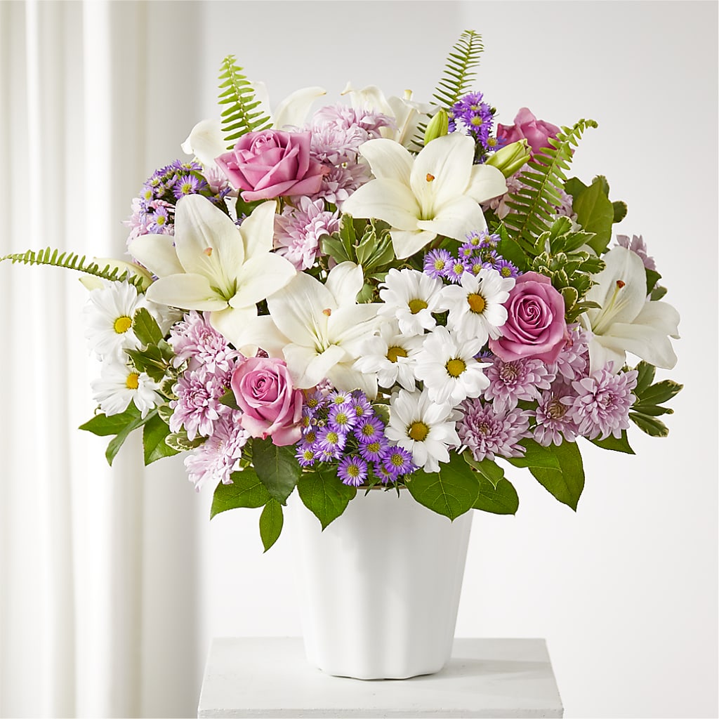 Warmest Thoughts Tabletop Basket – MELINDA MCCOY'S FLOWERS, Long Beach CA