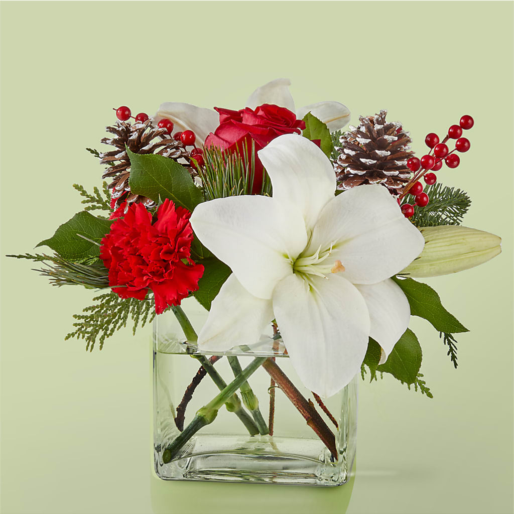 Glistening Icicles Bouquet – MELINDA MCCOY'S FLOWERS, Long Beach CA