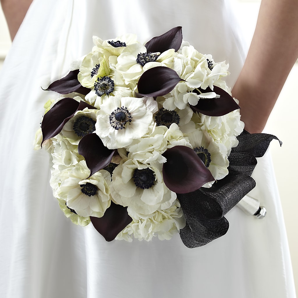 To Have and To Hold Bouquet – MELINDA MCCOY'S FLOWERS, Long Beach CA