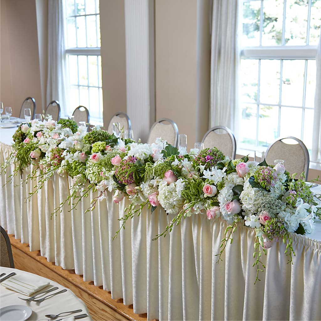 State of Joy Head Table Arrangement – MELINDA MCCOY'S FLOWERS, Long Beach CA