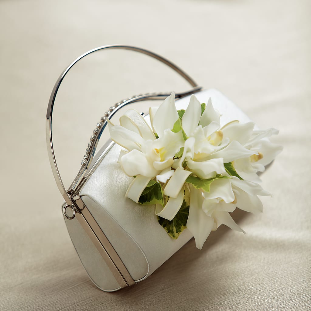 White Purse Decor – MELINDA MCCOY'S FLOWERS, Long Beach CA
