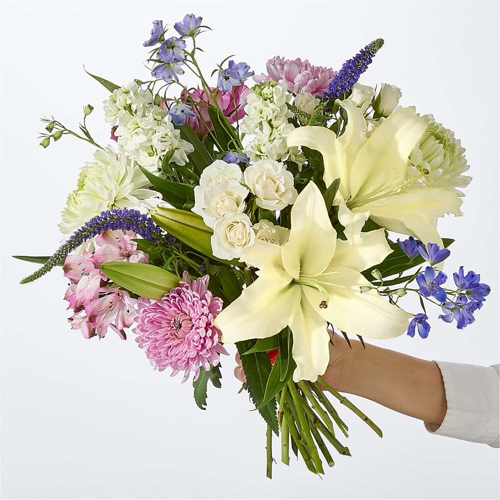 Winter Celebration Bouquet – MELINDA MCCOY'S FLOWERS, Long Beach CA