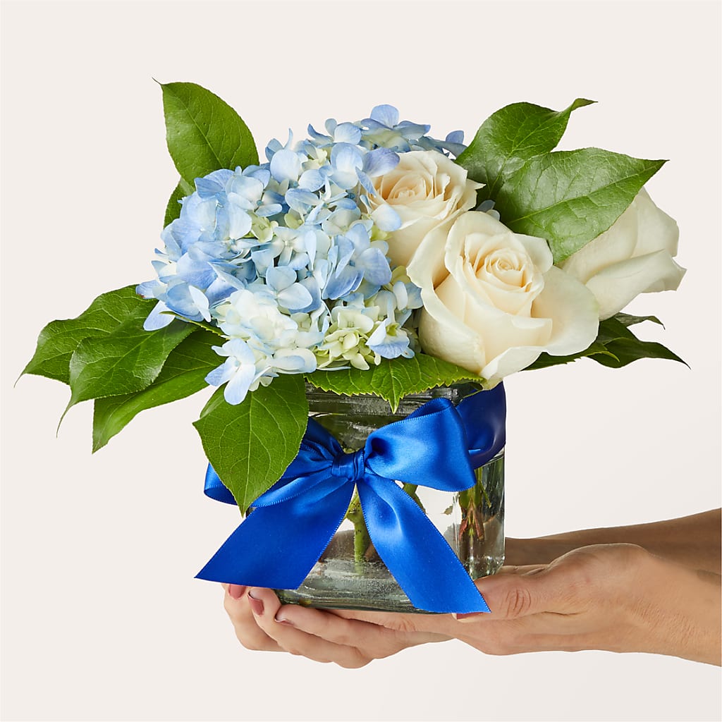 Sky Blue Delight Bouquet – MELINDA MCCOY'S FLOWERS, Long Beach CA