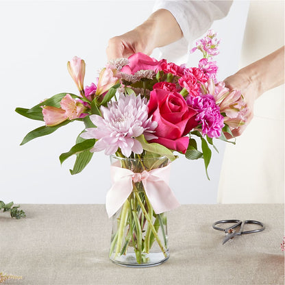 Pink Ribbon - A Florist Original – MELINDA MCCOY'S FLOWERS, Long Beach CA