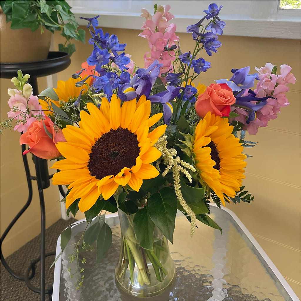 Rays of Life Bouquet – MELINDA MCCOY'S FLOWERS, Long Beach CA