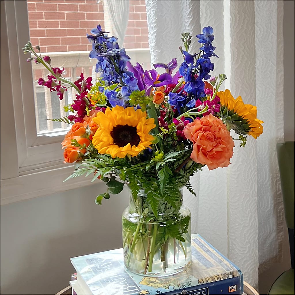 Rays of Life Bouquet – MELINDA MCCOY'S FLOWERS, Long Beach CA