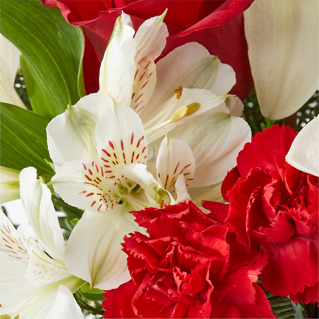 Holiday Season Bouquet – MELINDA MCCOY'S FLOWERS, Long Beach CA