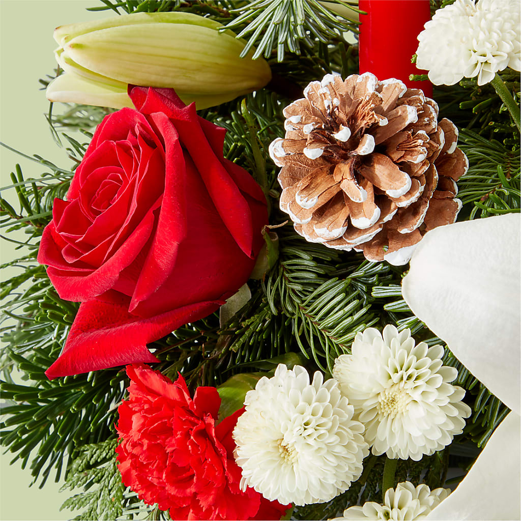 Seasonal Festivities Centerpiece – MELINDA MCCOY'S FLOWERS, Long Beach CA