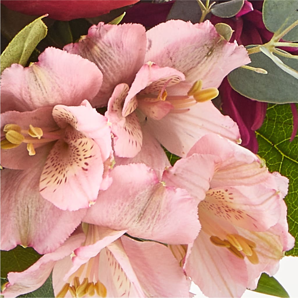 Berry Cobbler Bouquet – MELINDA MCCOY'S FLOWERS, Long Beach CA