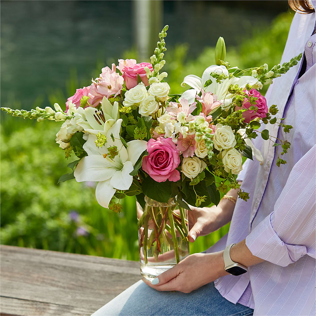 Fondly Bouquet – MELINDA MCCOY'S FLOWERS, Long Beach CA