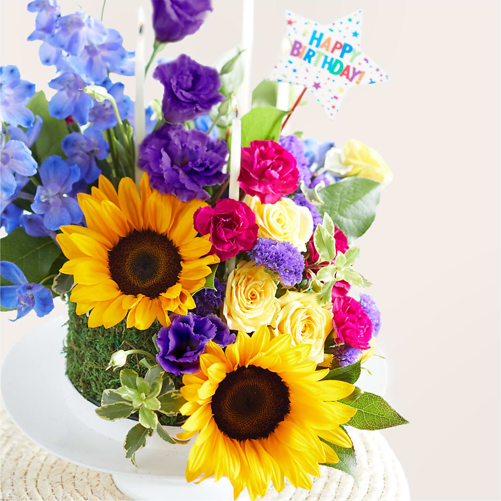 Star of the Day Floral Cake – MELINDA MCCOY'S FLOWERS, Long Beach CA