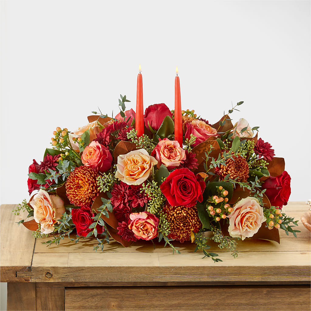 Gather Near Centerpiece – MELINDA MCCOY'S FLOWERS, Long Beach CA