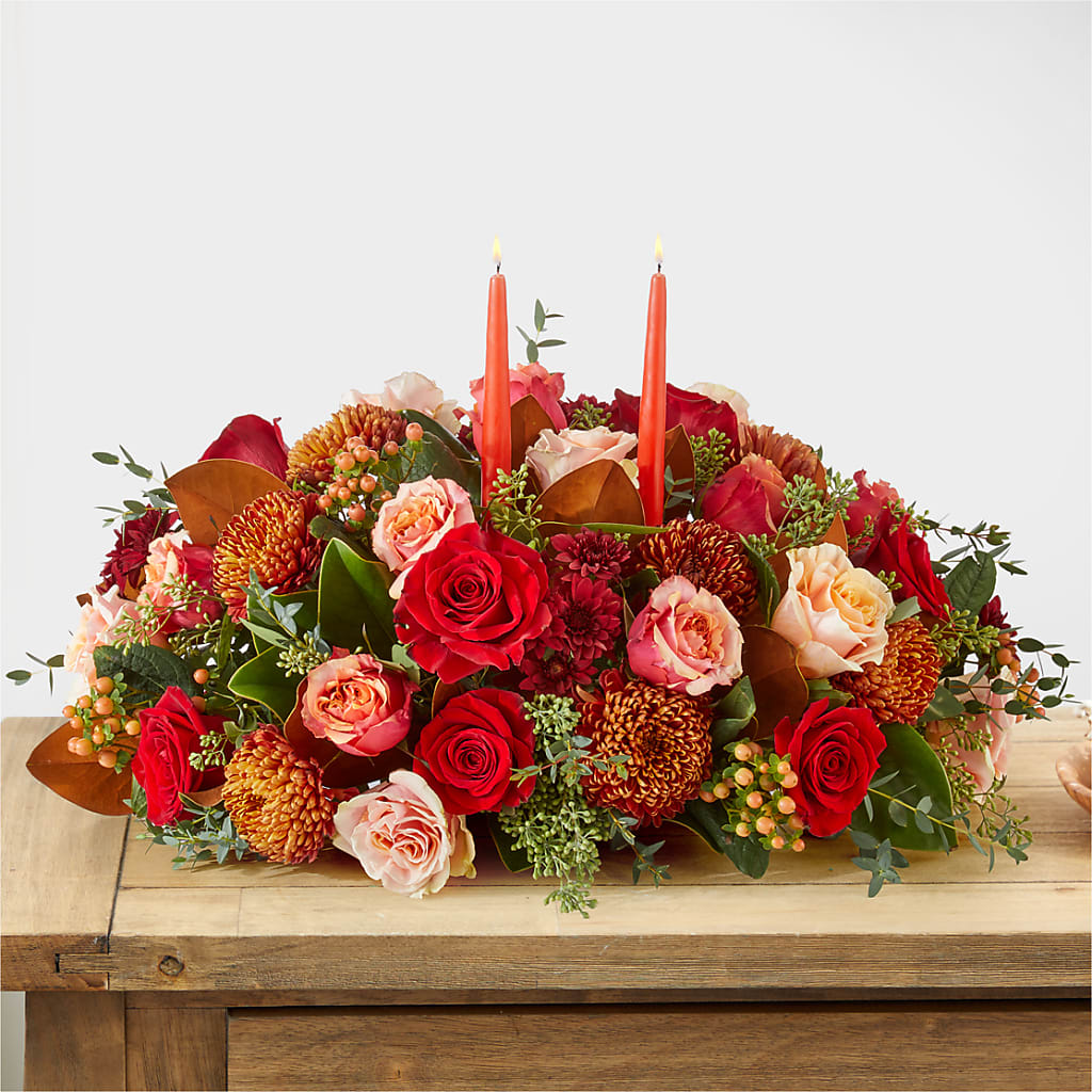 Gather Near Centerpiece – MELINDA MCCOY'S FLOWERS, Long Beach CA