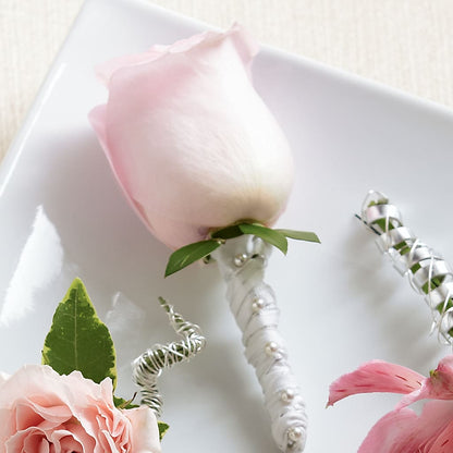 Pink Rose Boutonniere – MELINDA MCCOY'S FLOWERS, Long Beach CA