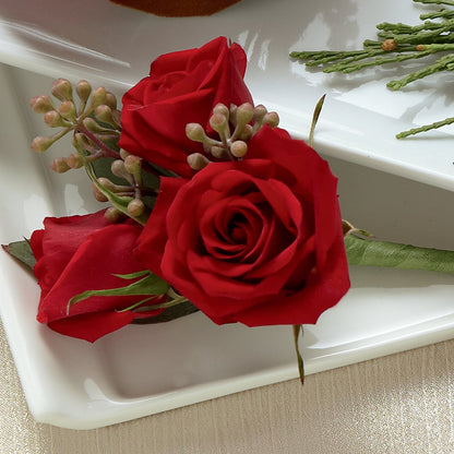 Red Spray Rose Boutonniere – MELINDA MCCOY'S FLOWERS, Long Beach CA