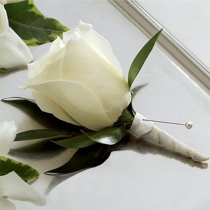 White Rose Boutonniere – MELINDA MCCOY'S FLOWERS, Long Beach CA